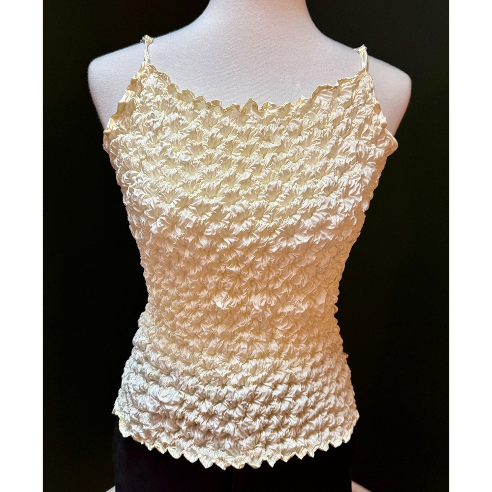 Y2K Women's Popcorn Cream Colored Take Top